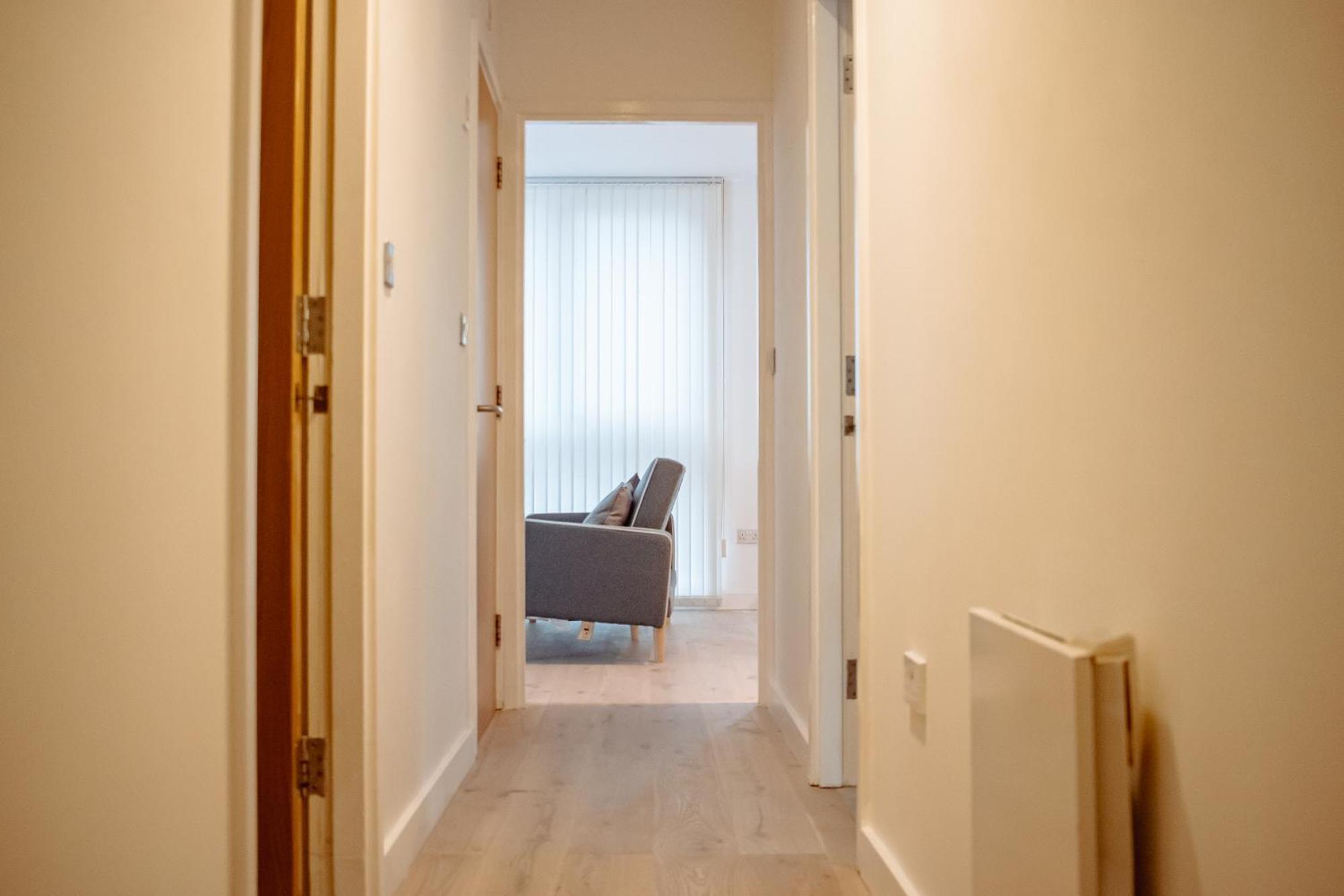 Central & Spacious, Sleeps 8, Perfect For Groups Leeds  Buitenkant foto